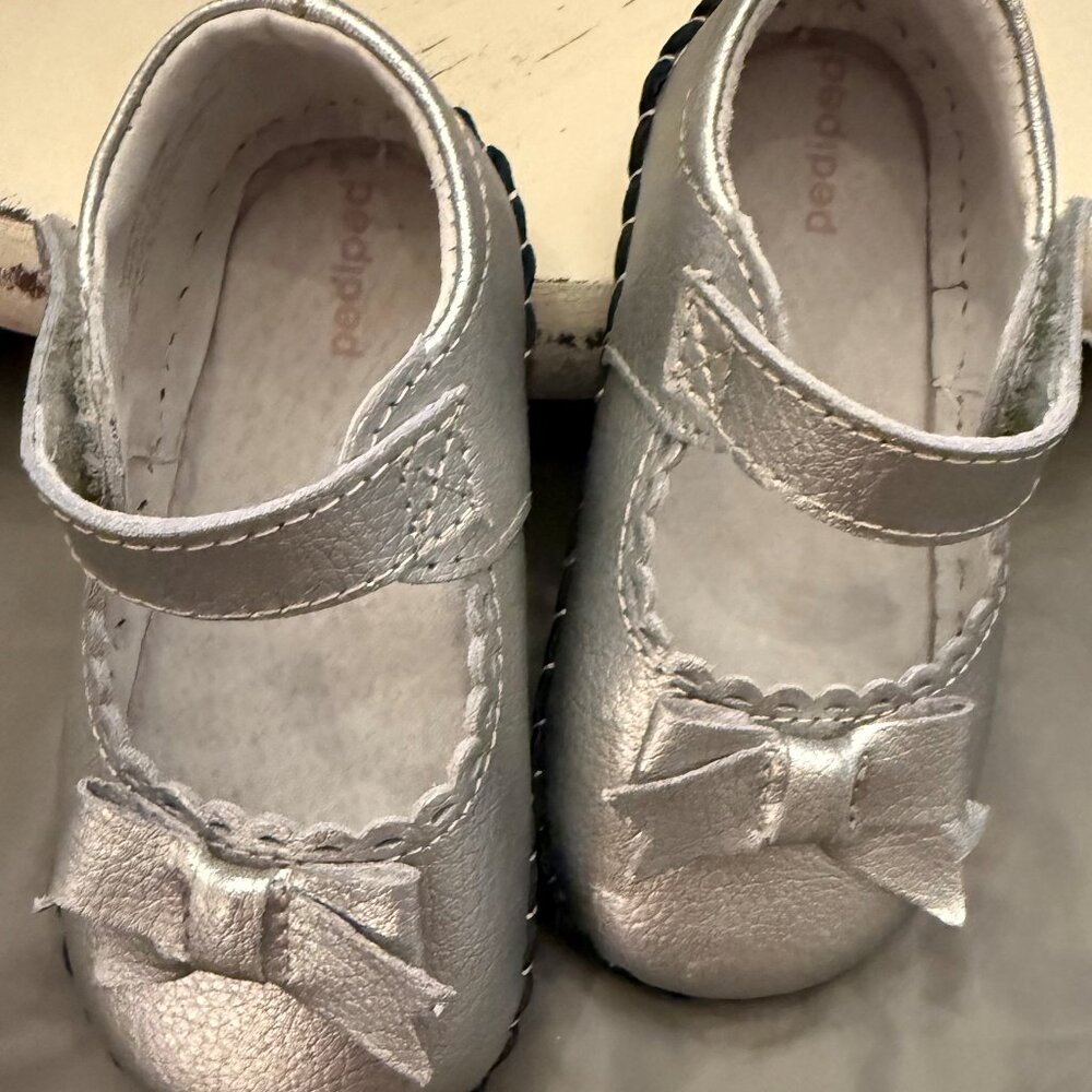 pediped Betty Silver Originals shoes